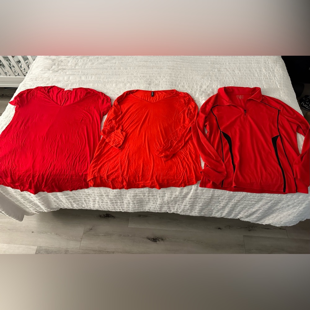 Women’s athletic top and T-shirt lot